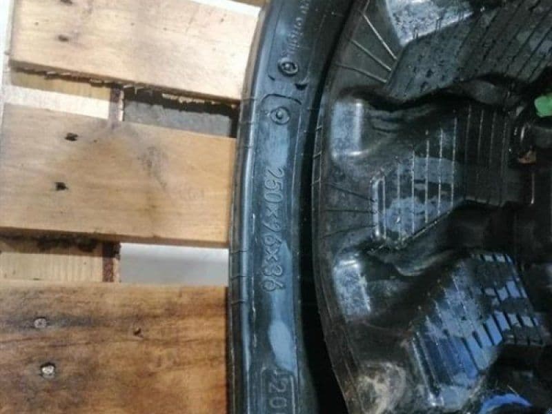 Nyt Gummibælte 250x96x36 for bla Volvo ec20b