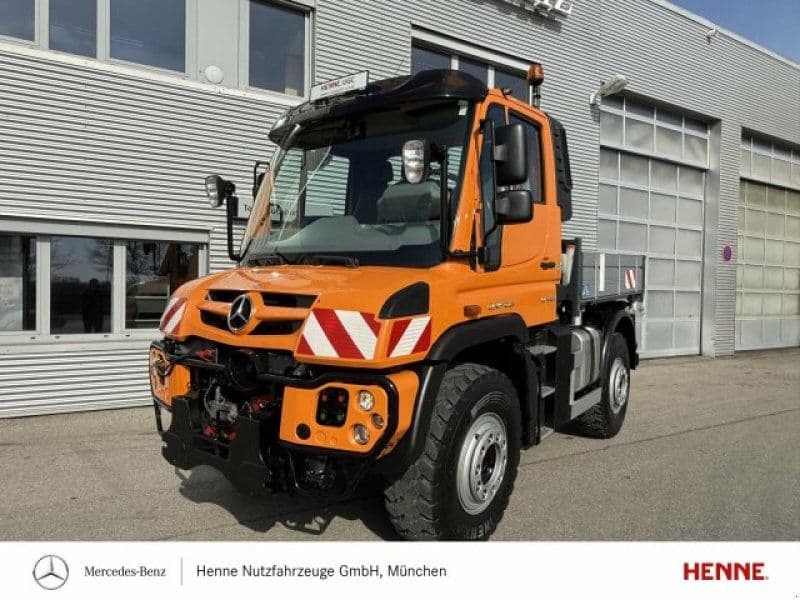 Mercedes-Benz U 423 UGE