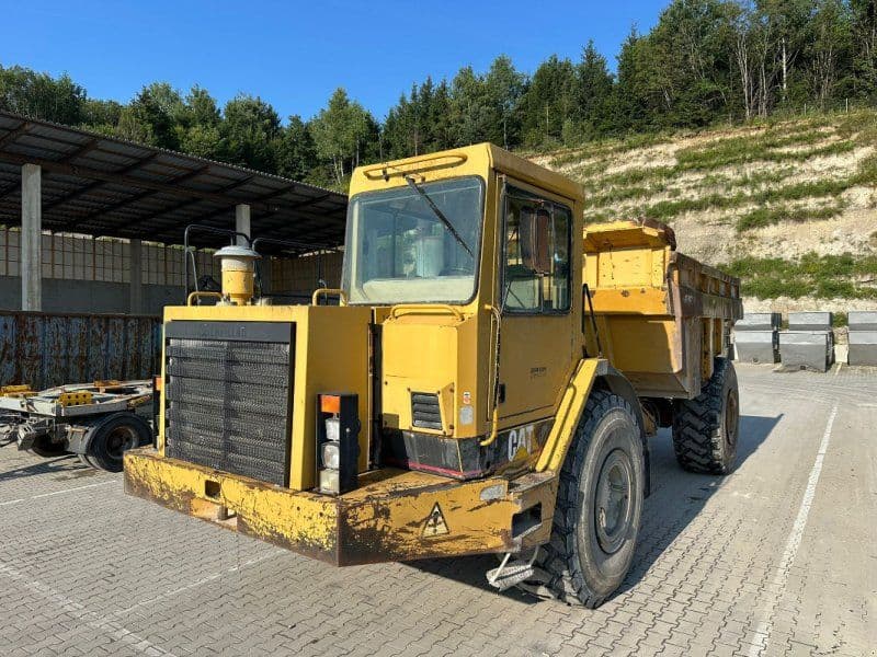 Caterpillar D25D