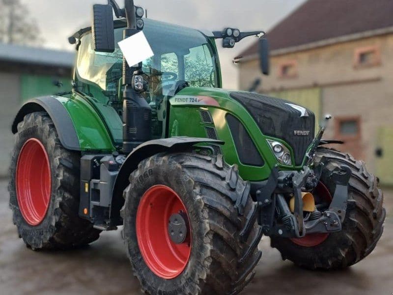Fendt 724 Vario S4 Profi Plus