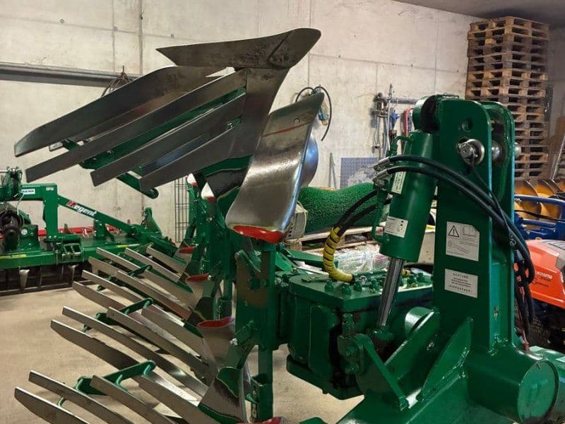 Regent TITAN 160T mit Streifenkörper