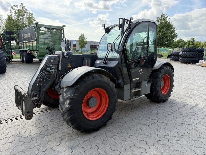 Claas Scorpion 741