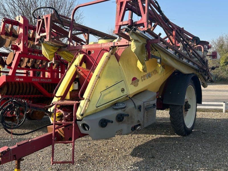 Hardi Commander 4400 twin force 24 mtr. HAZ