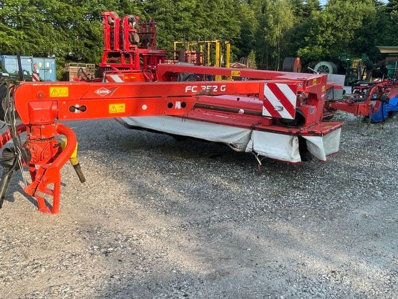 Kuhn FC 352 G Bugseret
