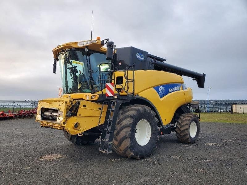 New Holland CR9080