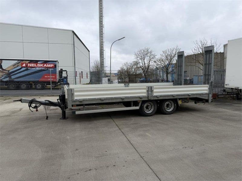 Tandemtieflader, hydr. Rampen, wenig Benutzt