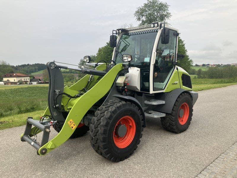 Claas Torion 639
