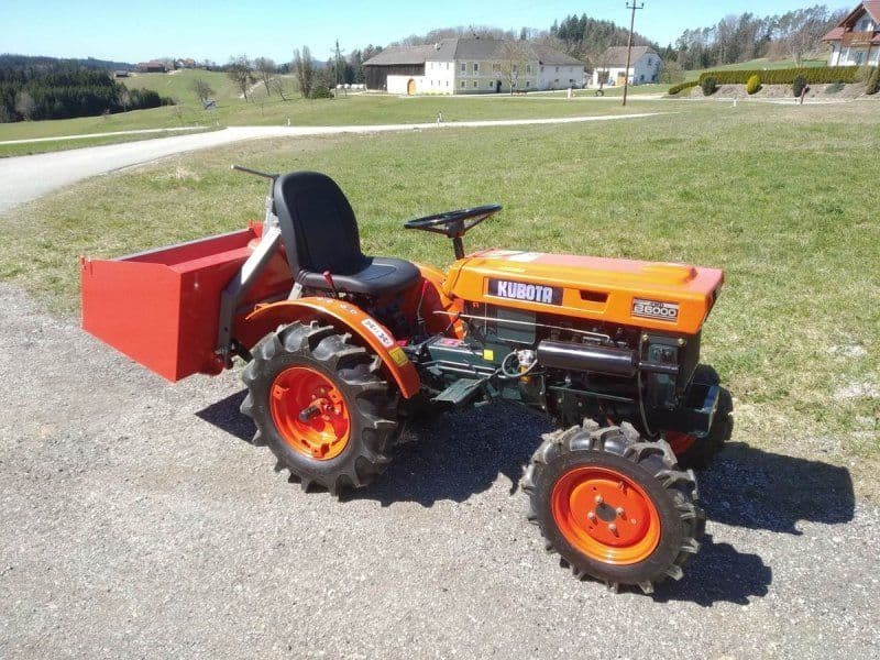 Kubota B5000 / B5001 / B6000  Heckschaufel