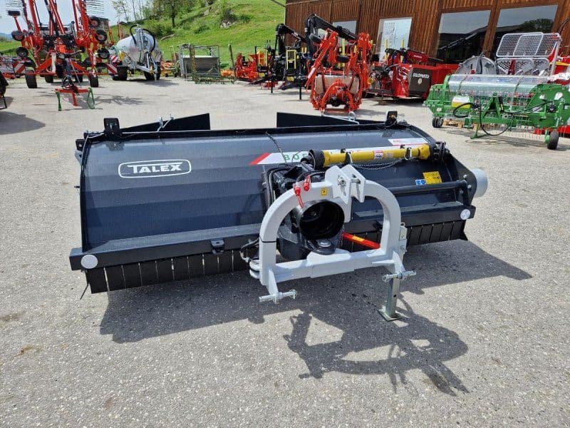 BOCIAN 275 Schwadwender