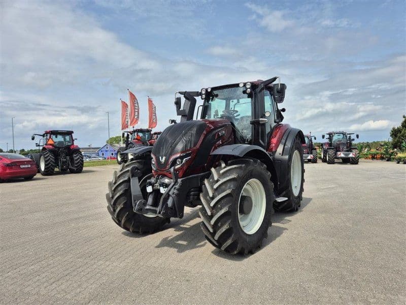 Valtra T215 Direct- RESEVERET-