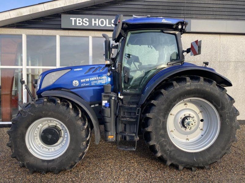 New Holland T7.300 BLUEPOWER