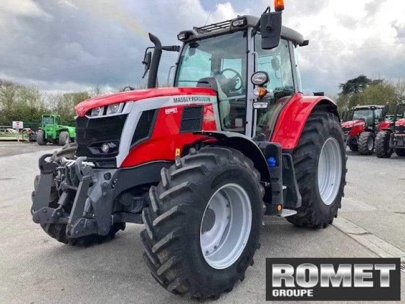 Massey Ferguson 6S-135 D6 EF DX