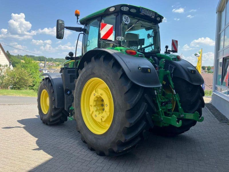 John Deere 6R 175
