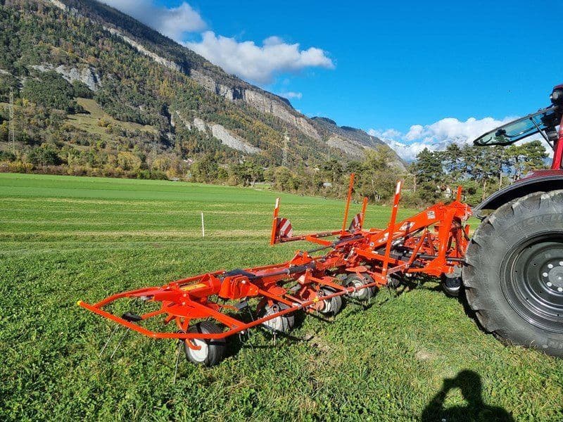 Kuhn GF 8712 Giroheuer