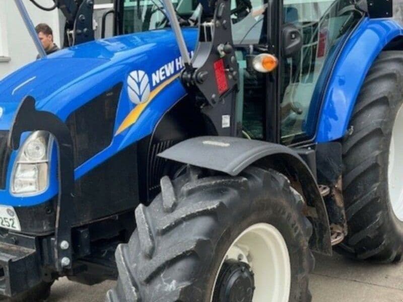 New Holland TD 585