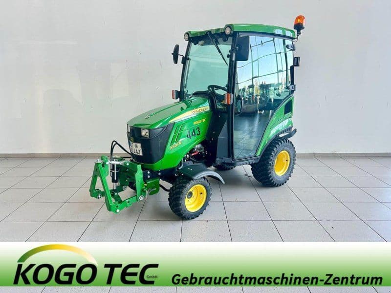 John Deere 1026R