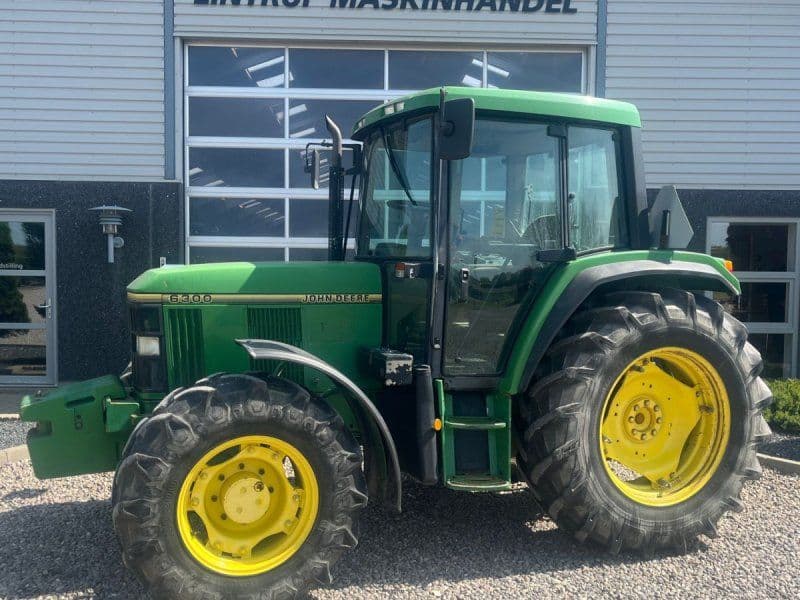 John Deere 6300 Meget velholdt . Samme ejer de sidste 29år