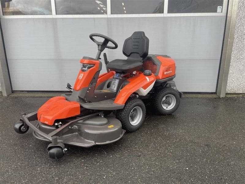 Husqvarna R 316TsX AWD Servostyring & 112cm klippebord
