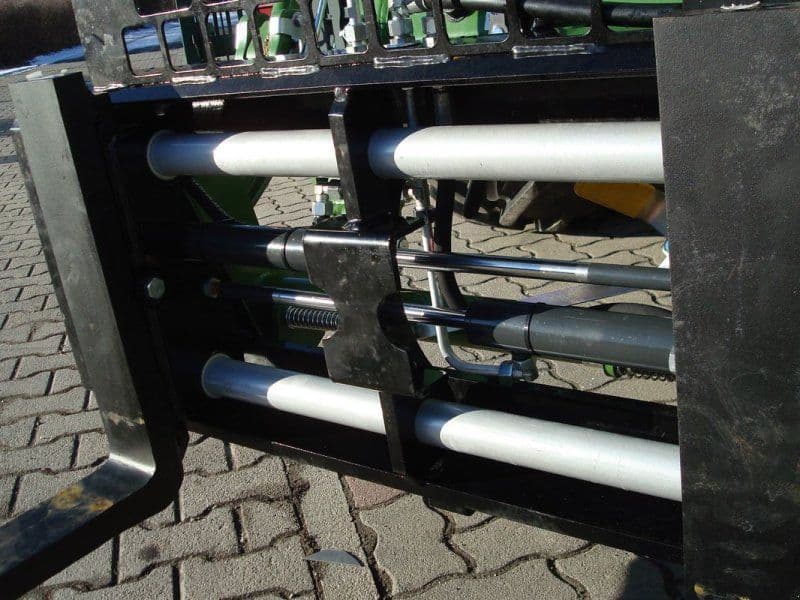 Palettengabel  hyd. Verstellung + Seitenverschub