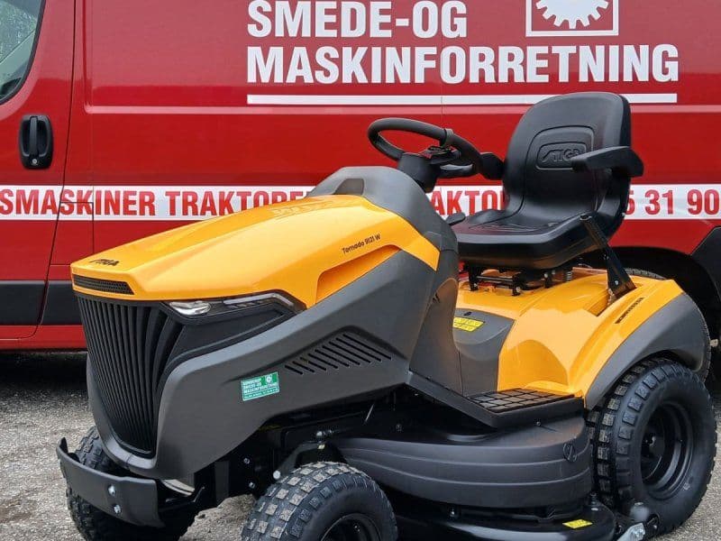 Stiga Tornado 9121W