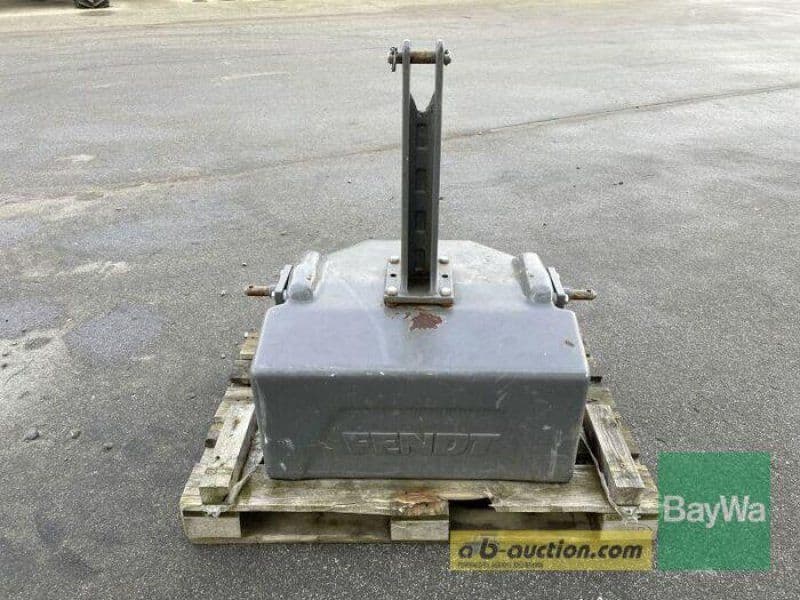 Fendt Gewicht 1250 KG