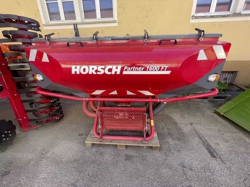 Horsch PARTNER FRONTTANK 1600