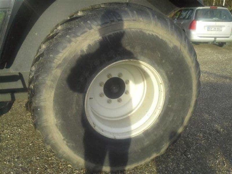 Nokian ELS græsbanedæk