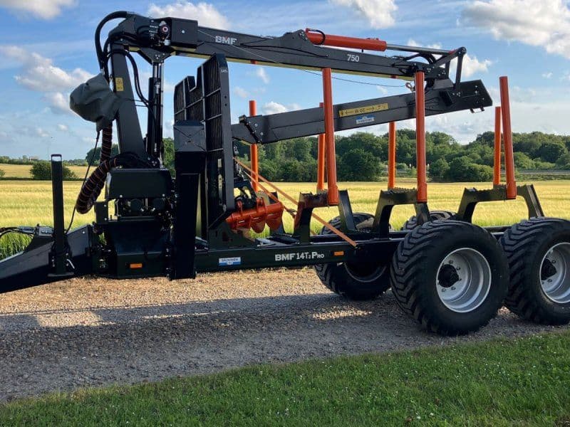 BMF 14 t skovvogn m. 7,5 m kran