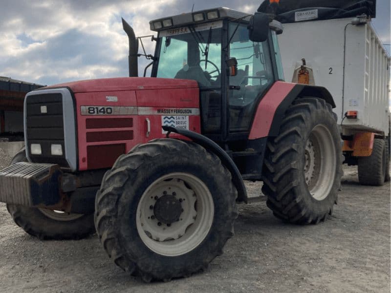 Massey Ferguson 8140 DT