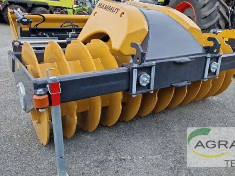 Mammut SILAGEWALZE SILO KOMPAKT SK 250 H