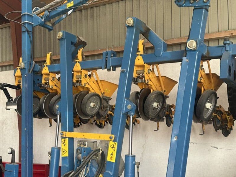 Kleine Unicorn 3, 12 rækket. Med skær til direkte såning. Utrolig velho