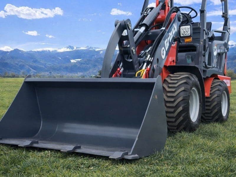 Grizzly ER1220 Allrad mit Kubota Motor offene Kabine