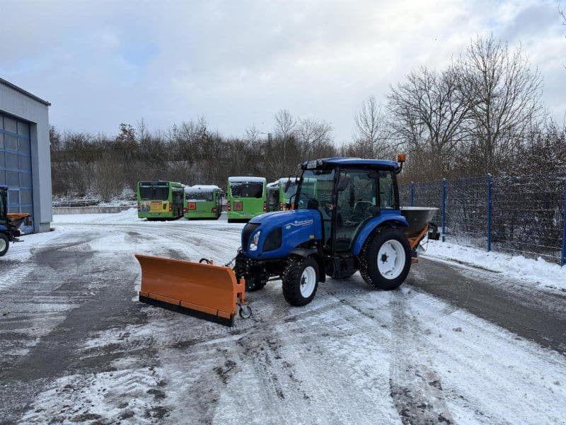 New Holland BOOMER 50 CAB STAGE V