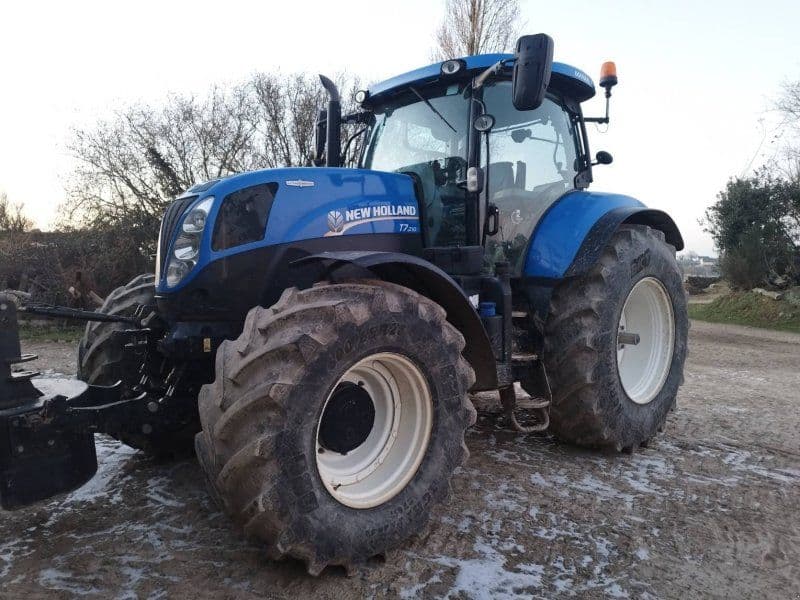 New Holland T7 210 AC