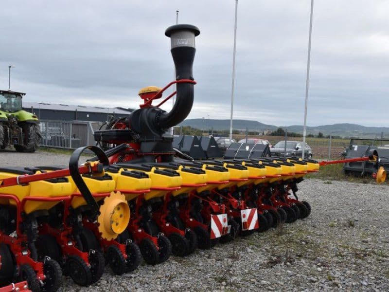 Väderstad TEMPO V TPV 12 WSX +FH 2200