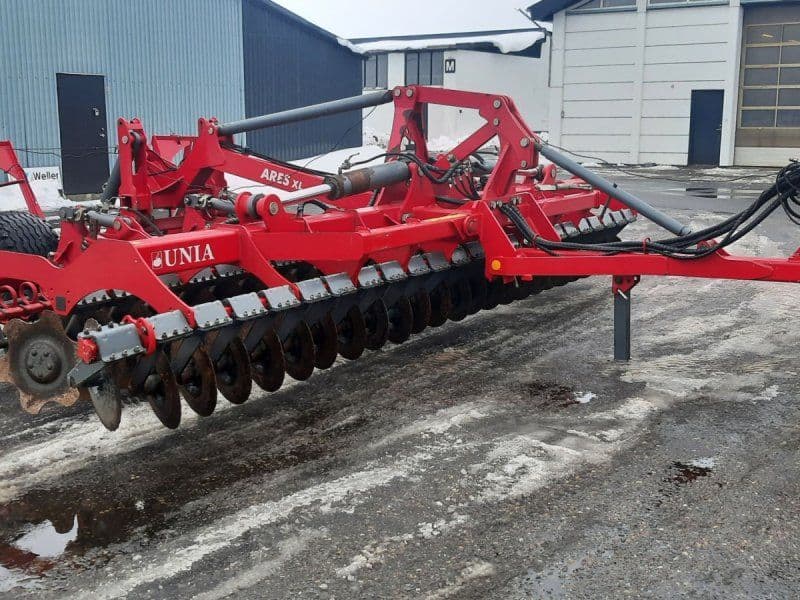 Unia Ares XL 750 Bugseret