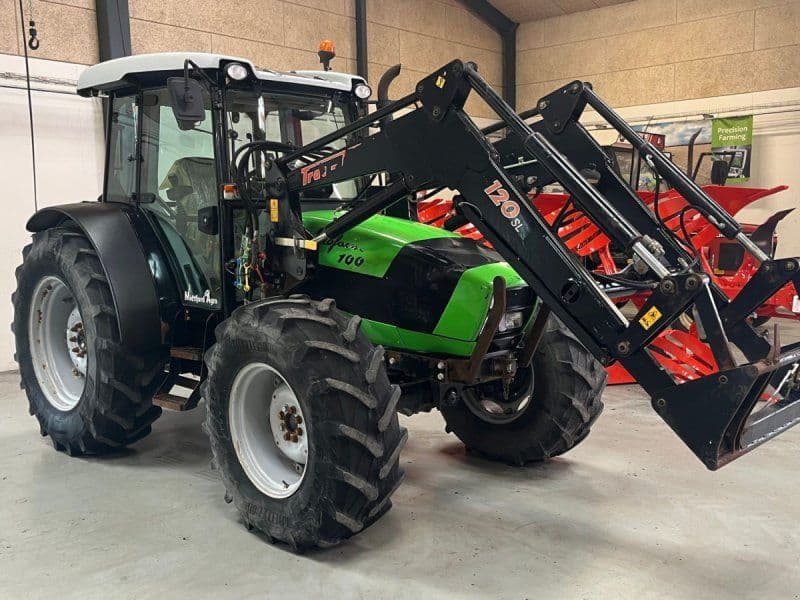 Deutz-Fahr Agrofarm 100 M. Læsser 3000 timer