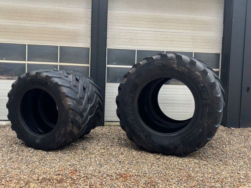 Michelin 900/65R46 & 710/60R38