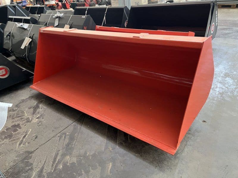 Stekro Volumenschaufel 240 cm mit Hauer  Aufnahme