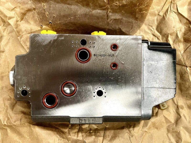 Deutz Agrotron Art.: 2.3729.005.0/10 Zusatzsteuerg.