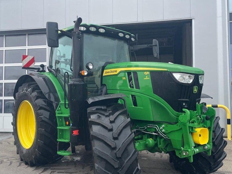 John Deere 6R 215