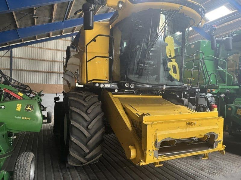 New Holland CX 8.90 ST5 ZED