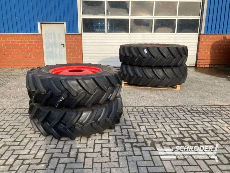Fendt 2X 460/85R34 + 2X 520/85R46 CEAT | NEU