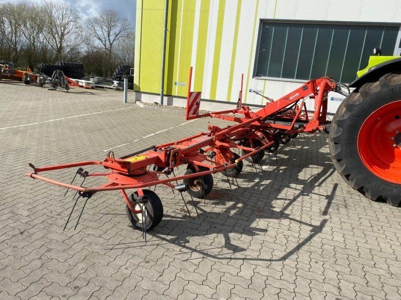 Kuhn GF 8702