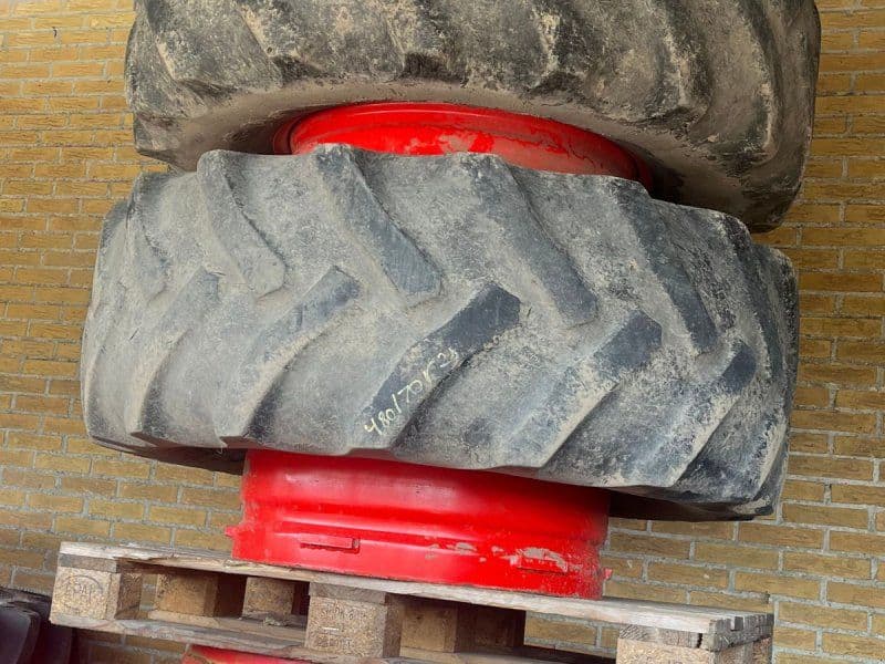 480/70-28 Tvillingehjul