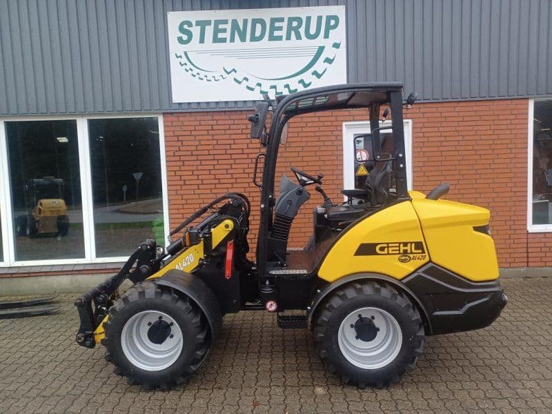 Gehl AL420 4 POST