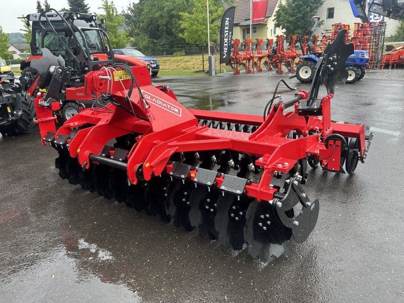 Stekro Gladiator RX 300