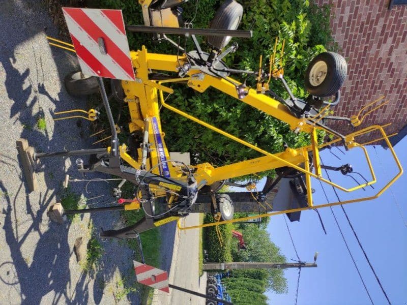 New Holland Proted 690