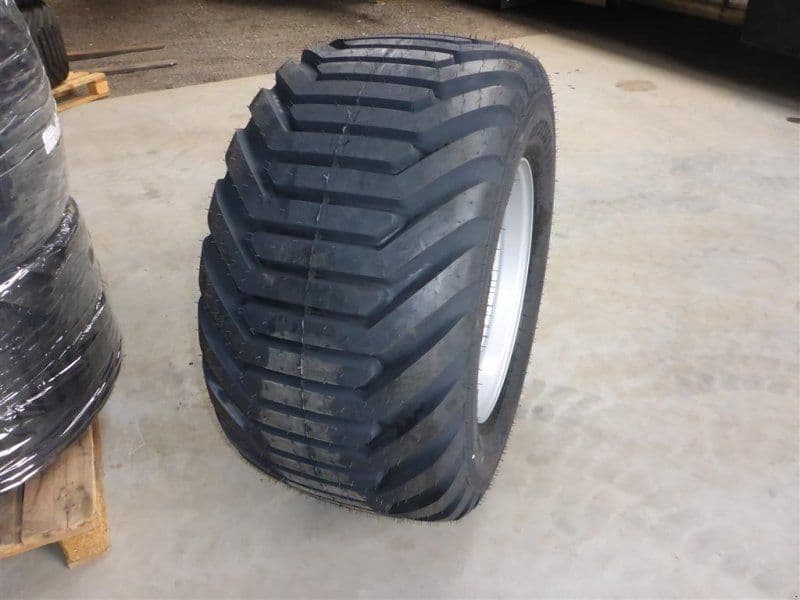 BKT 550/45-22.5 Flotation 648