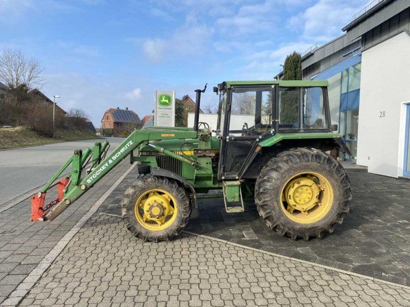 John Deere 1640